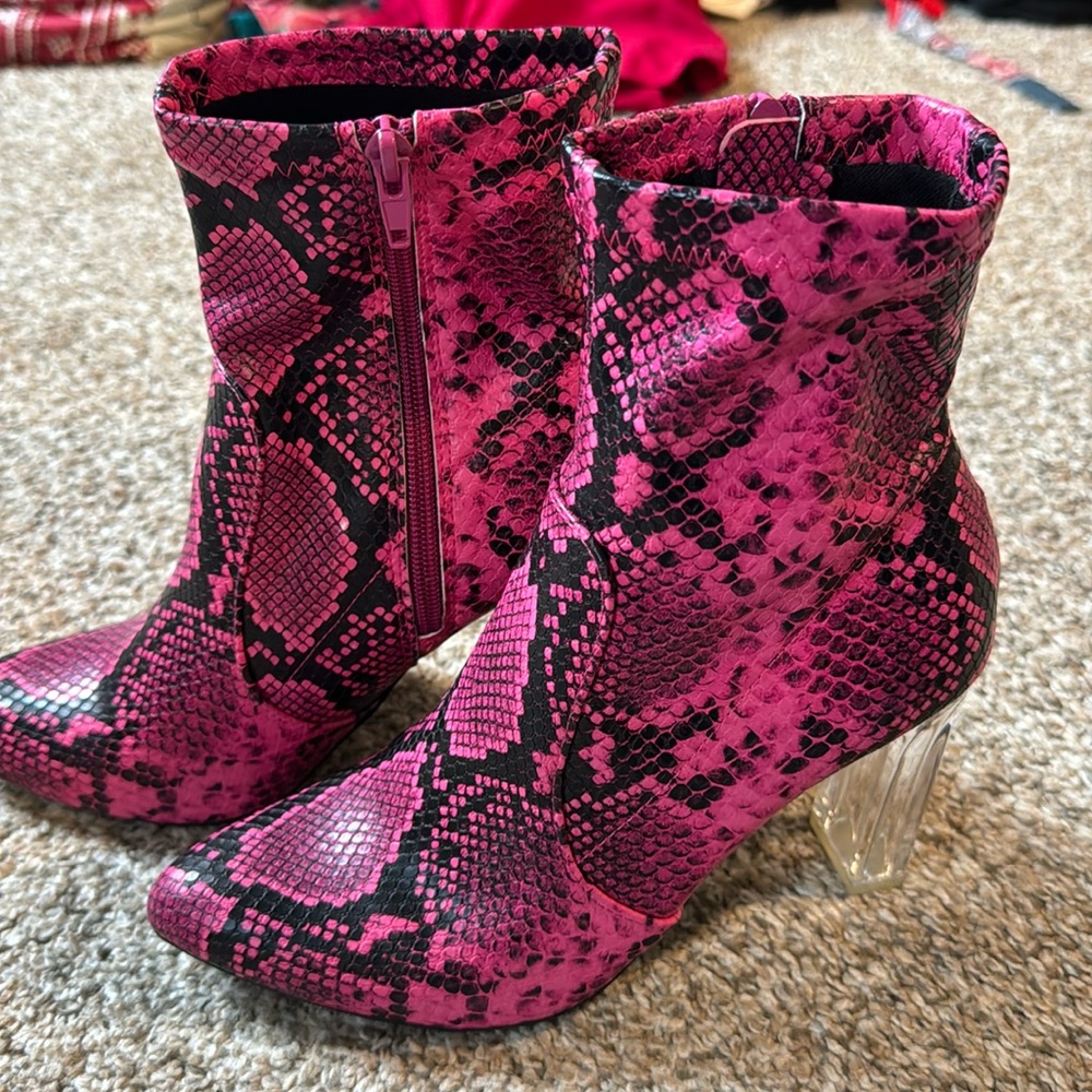 Size 7.5 hot pink snakeskin boots